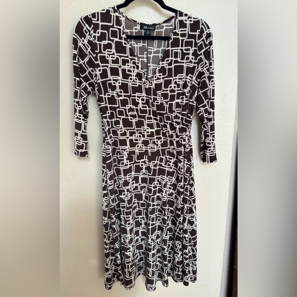 AB Studio Women’s brown & white geometric print A Line dress 3/4 sleeves